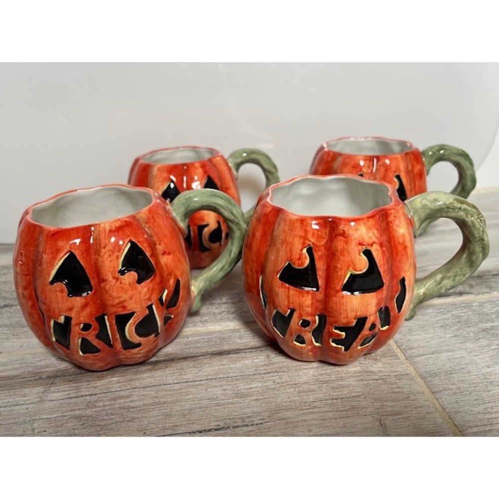 Certified International Susan Winget Pumpkin Mugs Trick Treat Halloween Set 4